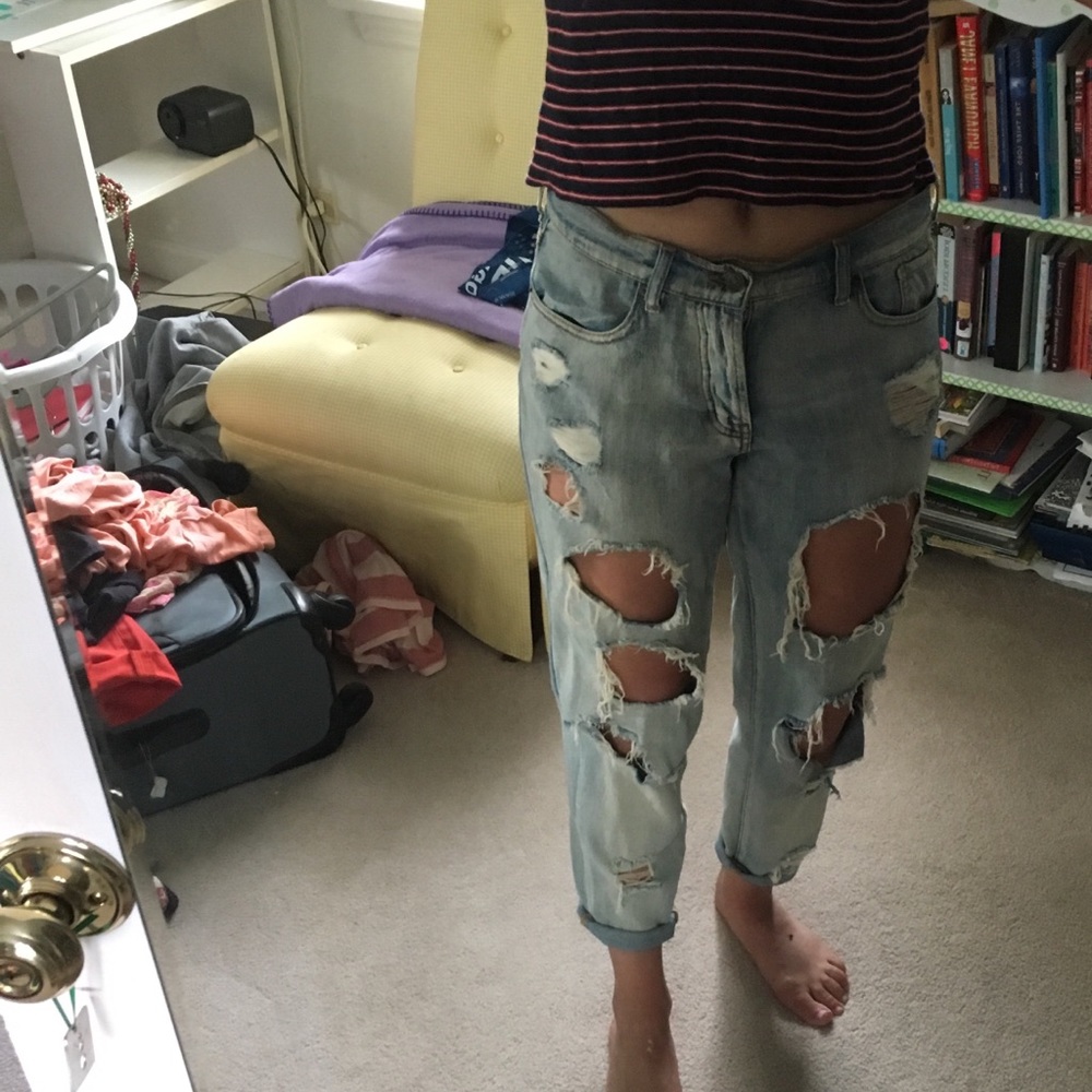 Distressed Brandy Melville Boyriend Jeans